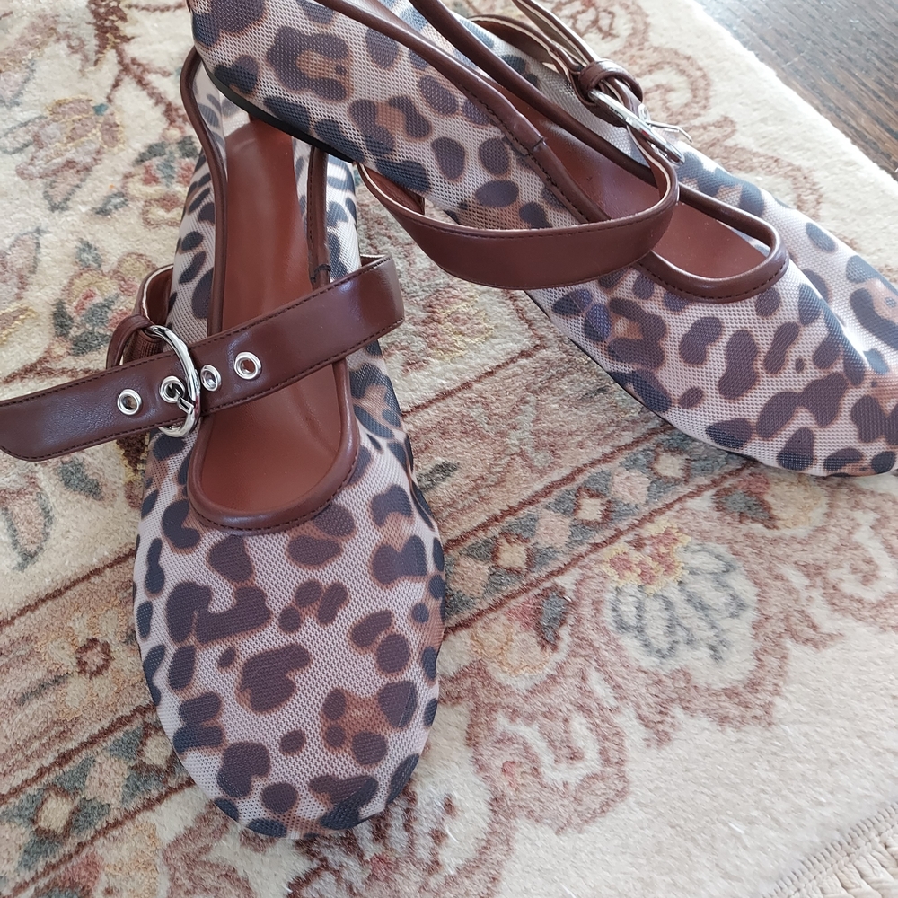Leopard Print Brown Women's Shoes - Picture 1 of 1